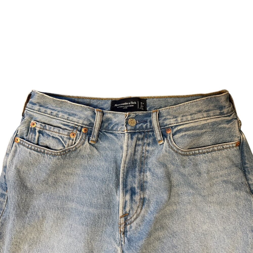 Abercrombie & Fitch Authentic Rigid Denim Loose fit 31 x 30 - Picture 2 of 3